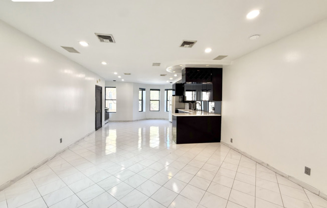 342 OVINGTON AVE