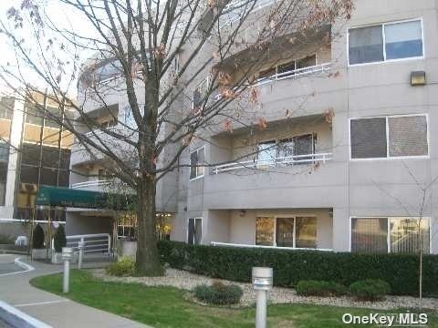 100 Cuttermill Road