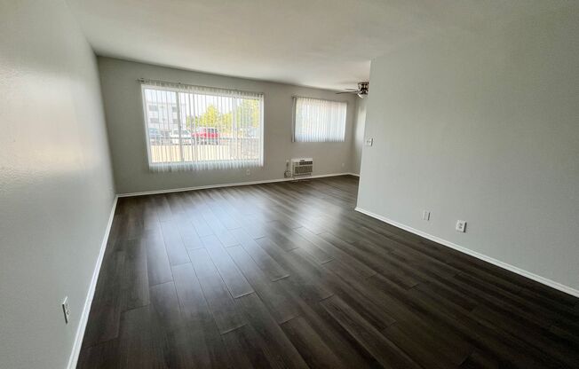 3 beds, 2 baths, 1,350 sqft, $2,898, Unit 45