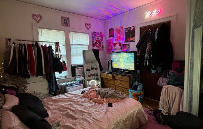 2935-37 N. Downer Ave.