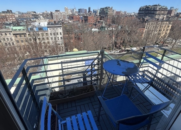 2 beds, 2.5 baths, 1,500 sqft, $6,200, Unit PH2