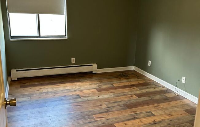 1 bed, 1 bath, $1,325, Unit # #J 24