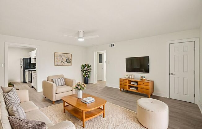 2 beds, 2 baths, 992 sqft, $1,675