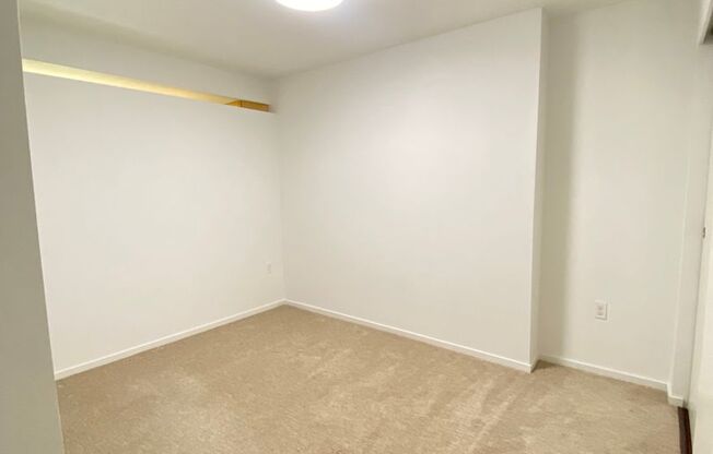 1 bed, 1 bath, 415 sqft, $2,150, Unit 2204-A
