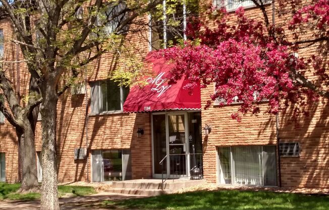 1 bed, 1 bath, 700 sqft, $1,002, Unit 1164-104