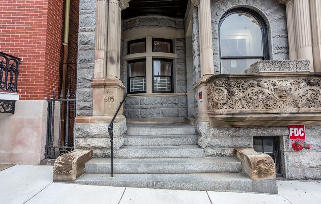 For Rent: Downtown Elegance at 605 Park Ave– Your Urban Haven Awaits!