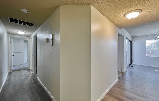 2 beds, 1 bath, $2,800