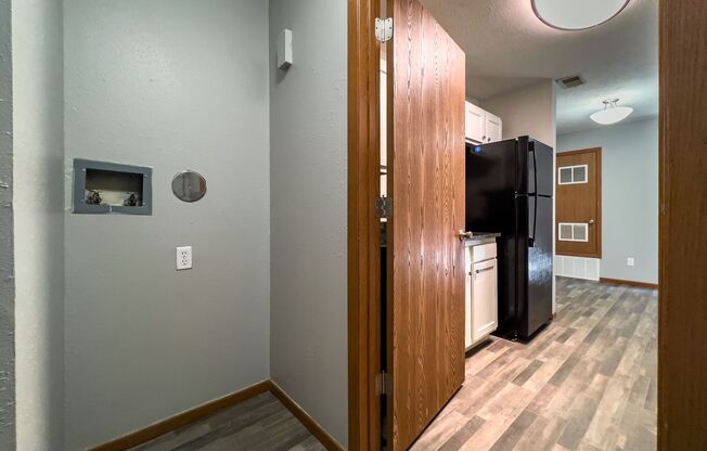 1 bed, 1 bath, 843 sqft, $1,181, Unit 05-203