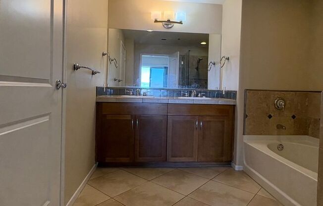 2 beds, 2 baths, $2,700, Unit # 1122