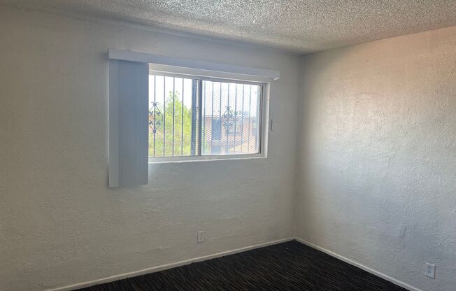 Affordable 2 Bedroom Condo in Central Las Vegas