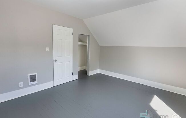 2 beds, 1 bath, $1,800