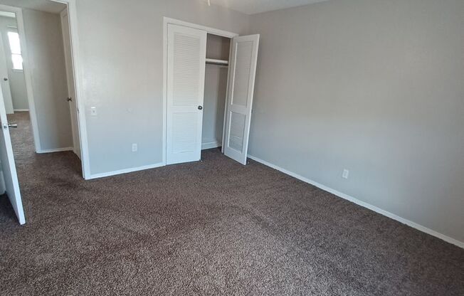 2 beds, 1.5 baths, 1,200 sqft, $1,120, Unit 67