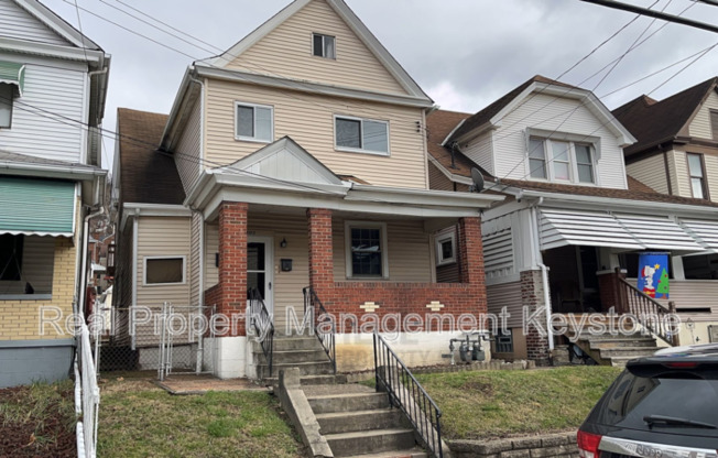 403 OHIO AVE