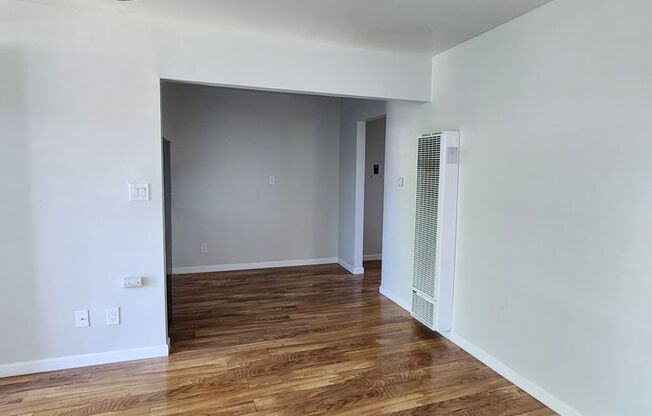 205 - 350 Dunster
