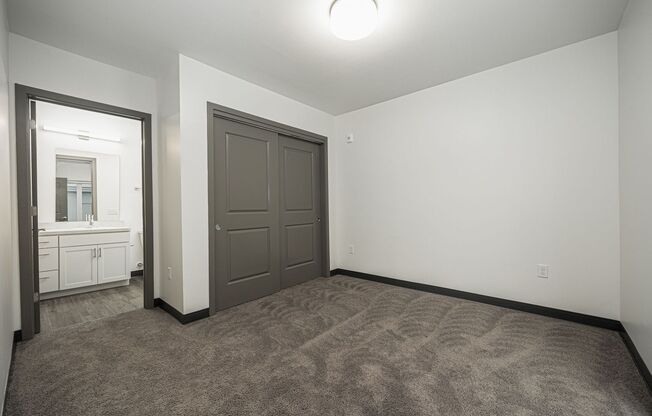 2 beds, 2 baths, 982 sqft, $1,700, Unit 804