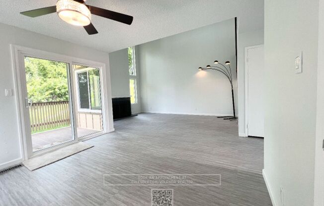 Beautifully 3BR Townhome with Huge Loft Style Master Bedroom  and tons of storage.