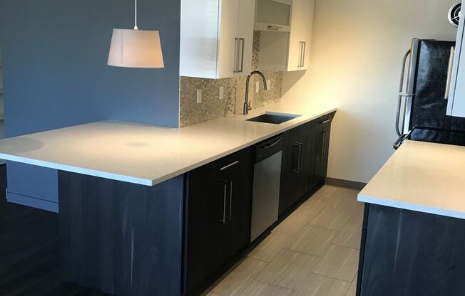 1 bed, 1 bath, 665 sqft, $1,595