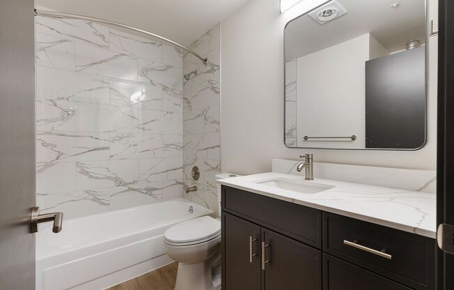 1 bed, 1 bath, 634 sqft, $2,445, Unit 511