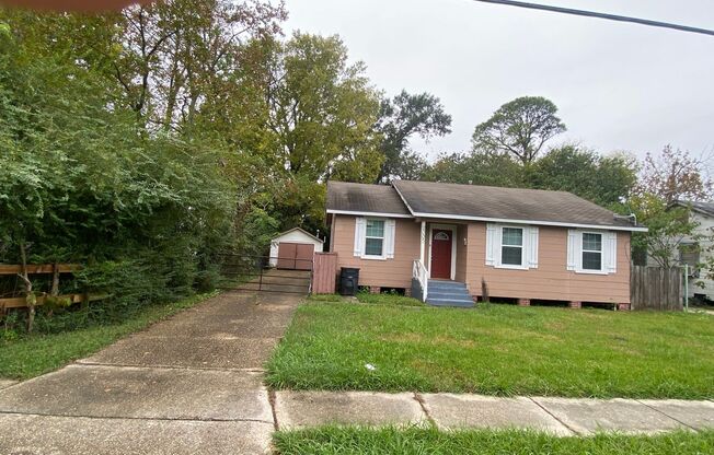 Lovely 3 Bedroom, 1 Bath Home in Baton Rouge, LA