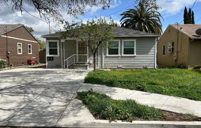 210 TAYLOR ST
