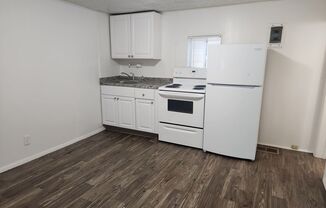 1 bed, 1 bath, 550 sqft, $860, Unit 620EHR