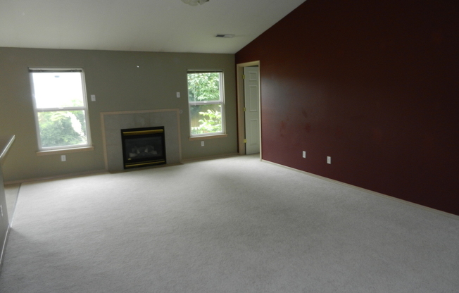 3 Bedroom Ranch Style Home With Great Layout & Beautiful Backyard! A/C included!