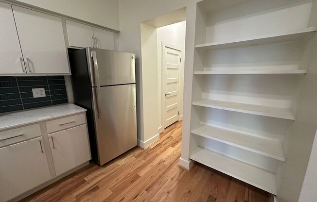 1415 Main St