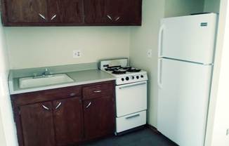 1 bed, 1 bath, $695, Unit #3