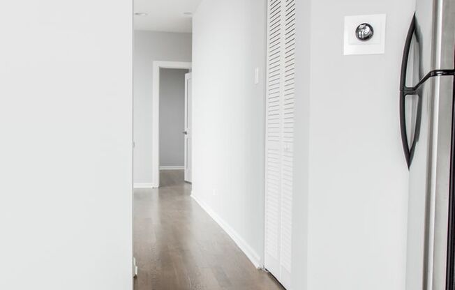 1 bed, 1 bath, 600 sqft, $2,045, Unit 3266 - 2G