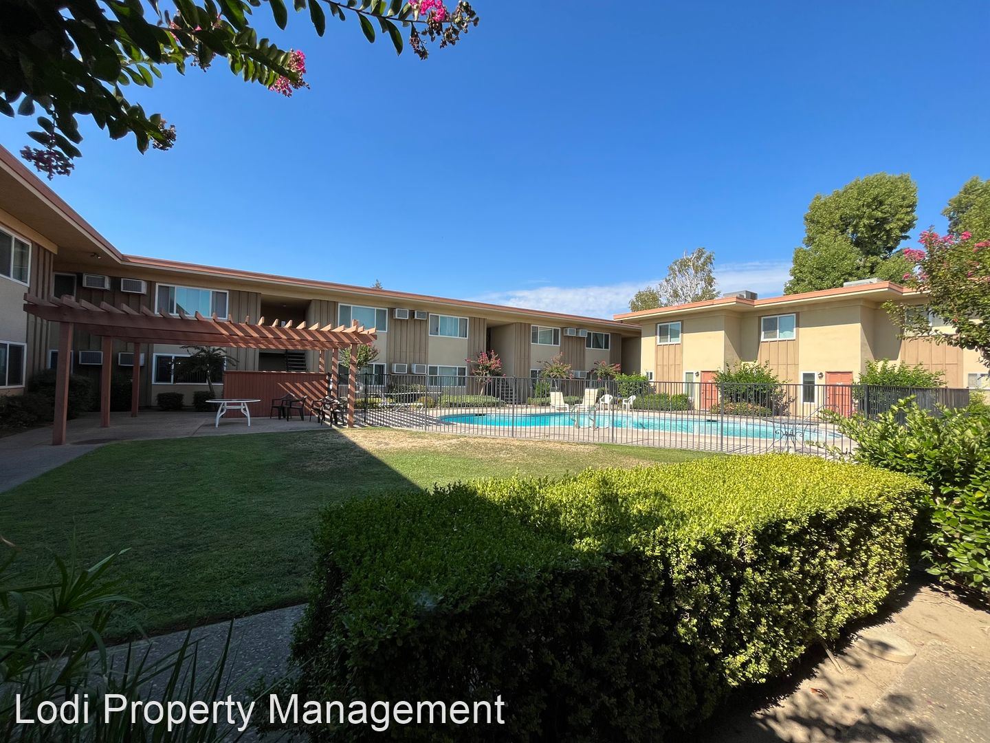 315 S Crescent Lodi, CA ApartmentAdvisor