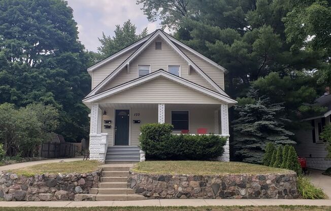 D090 - Terry Ave 133