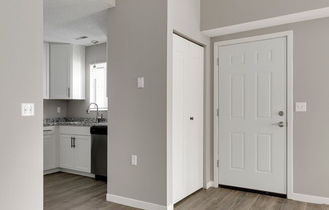 2 beds, 1 bath, 1,207 sqft, $1,995, Unit 04 2369 R