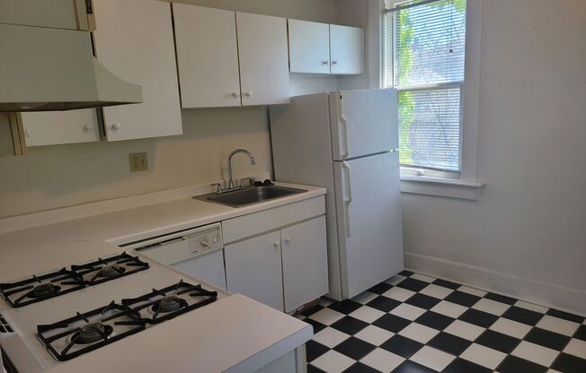 1210-12 Van Buren