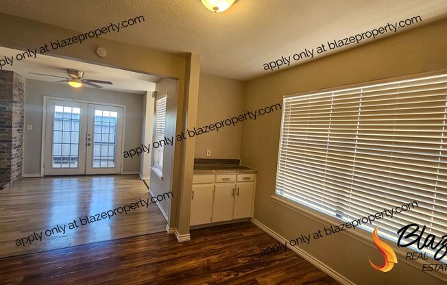 3 beds, 2.5 baths, 1,450 sqft, $1,375, Unit MP-4C