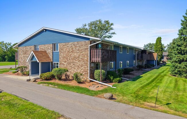 2 beds, 1.5 baths, 905 sqft, $969.99, Unit B20