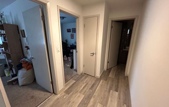 2 beds, 1 bath, $1,395, Unit 202