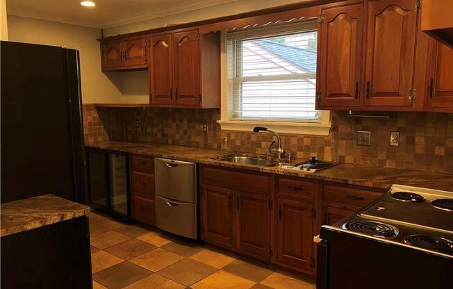 Beautifully Renovated 4bdrm/2.5bth Tri-Level Home Located on a Large Lot in Henrico County!!
