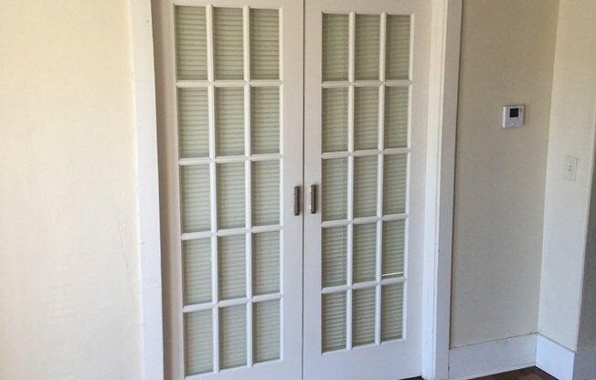 1845-47 N Humboldt Ave