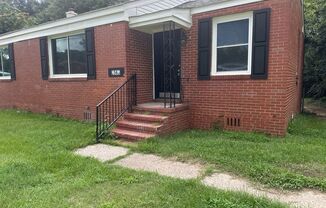 $1,000 - Cute 2 Bed/1 Bath Unit in Duplex off *Deans Bridge Road *