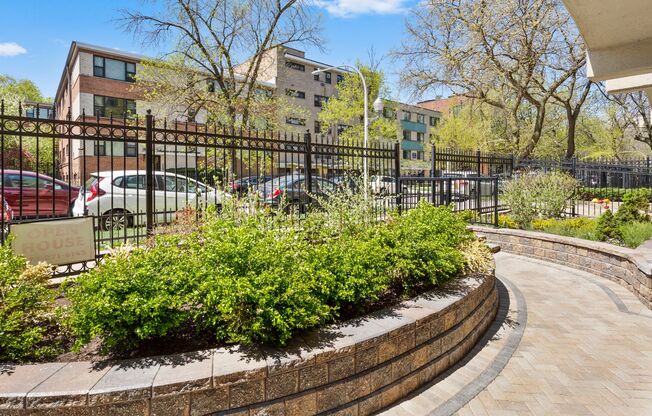 2 beds, 1 bath, 622 sqft, $2,250, Unit 308