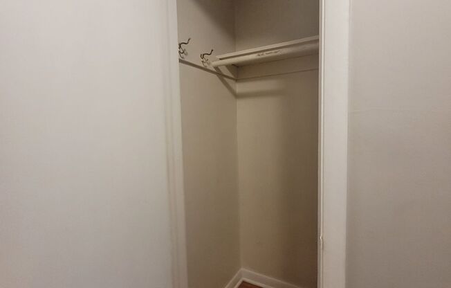 Lincoln Street Apartments