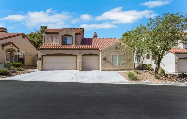 Fully Furnished 2 bedroom Townhome