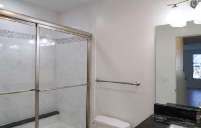 2 beds, 2 baths, 1,450 sqft, $1,950, Unit 221-08UP