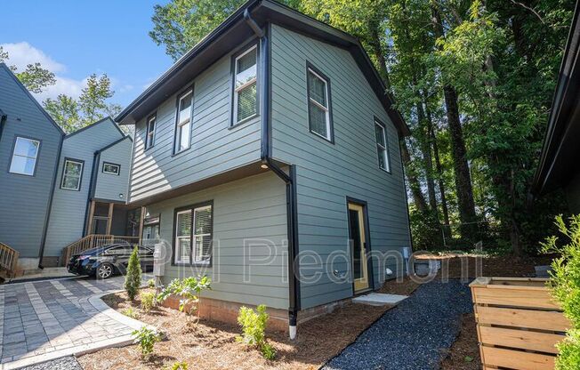 1081 HL ST SE
