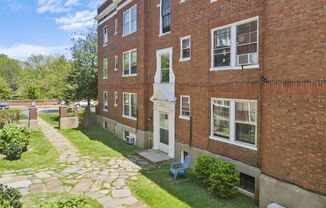 Dumont Apartments