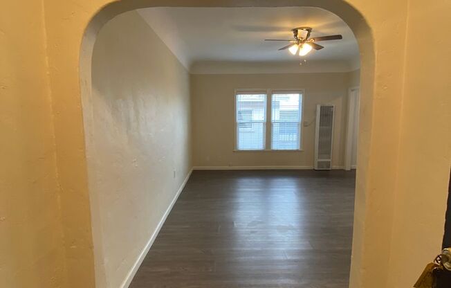 Studio, 1 bath, 460 sqft, $1,595, Unit 202