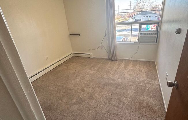 2 beds, 1 bath, 845 sqft, $1,675, Unit 5095