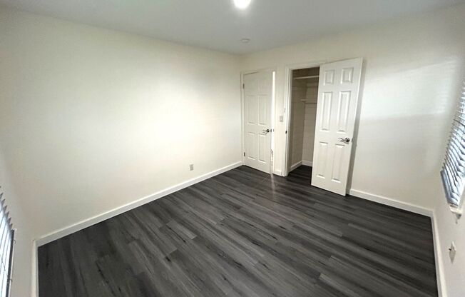 2 beds, 1 bath, $2,300