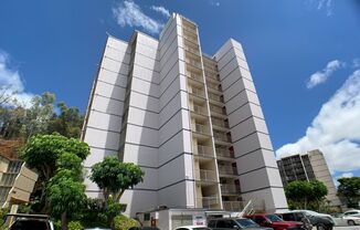 $2,300 Mililani (Cathedral Point) 2BR/1BA/1PKG (covered), 10th floor, washer/dryer.