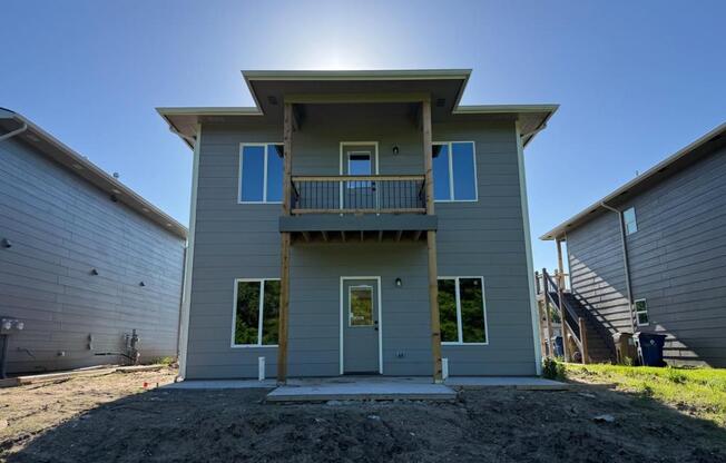 5501 N BRESSLER DR